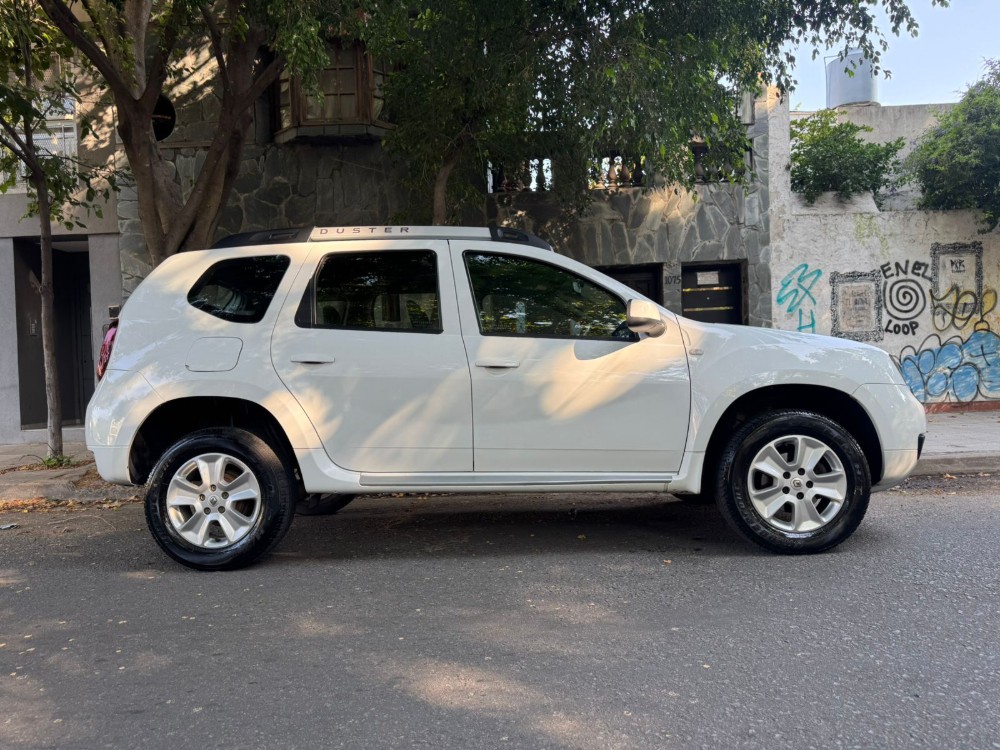 Renault Duster  2.0 Ph2 4x2 Privilege 143cv — foto 3